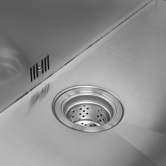 Waggz Roll-Lock XL 60″ Steel  Stationary Dog Grooming Tub - Image 9